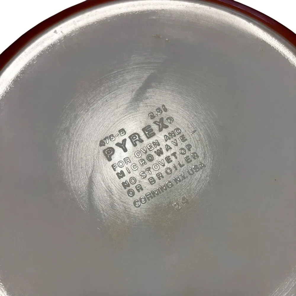 Vintage Pyrex Autumn Harvest Wheat Red 2.5L‎ Casserole Bowl